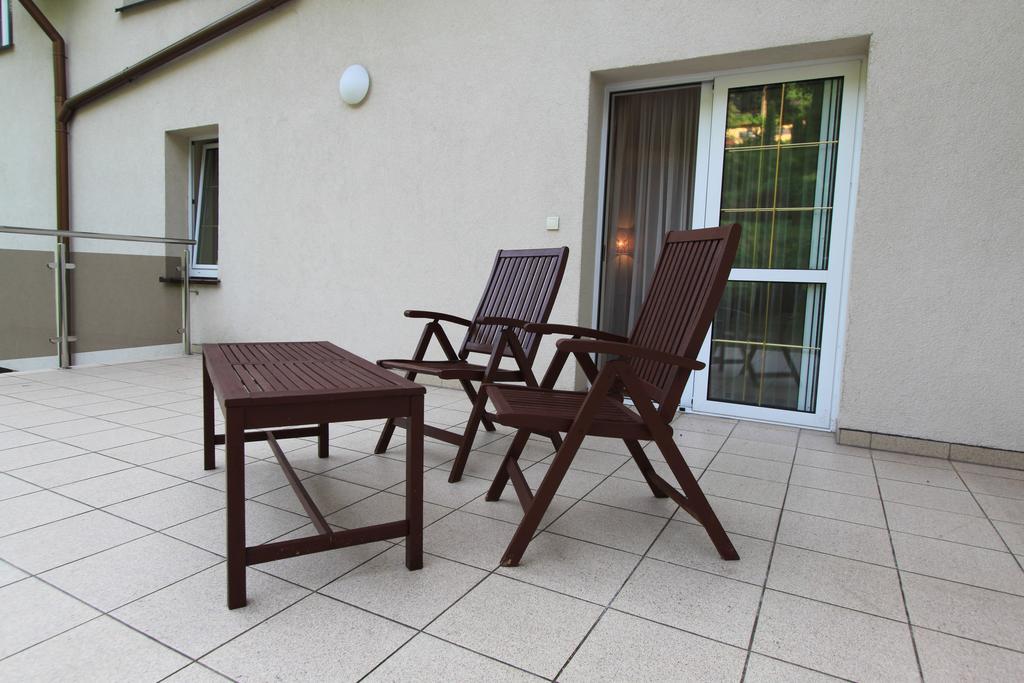 Hotel Willa Pod Skrzydlami Międzybrodzie Bialskie Exterior foto